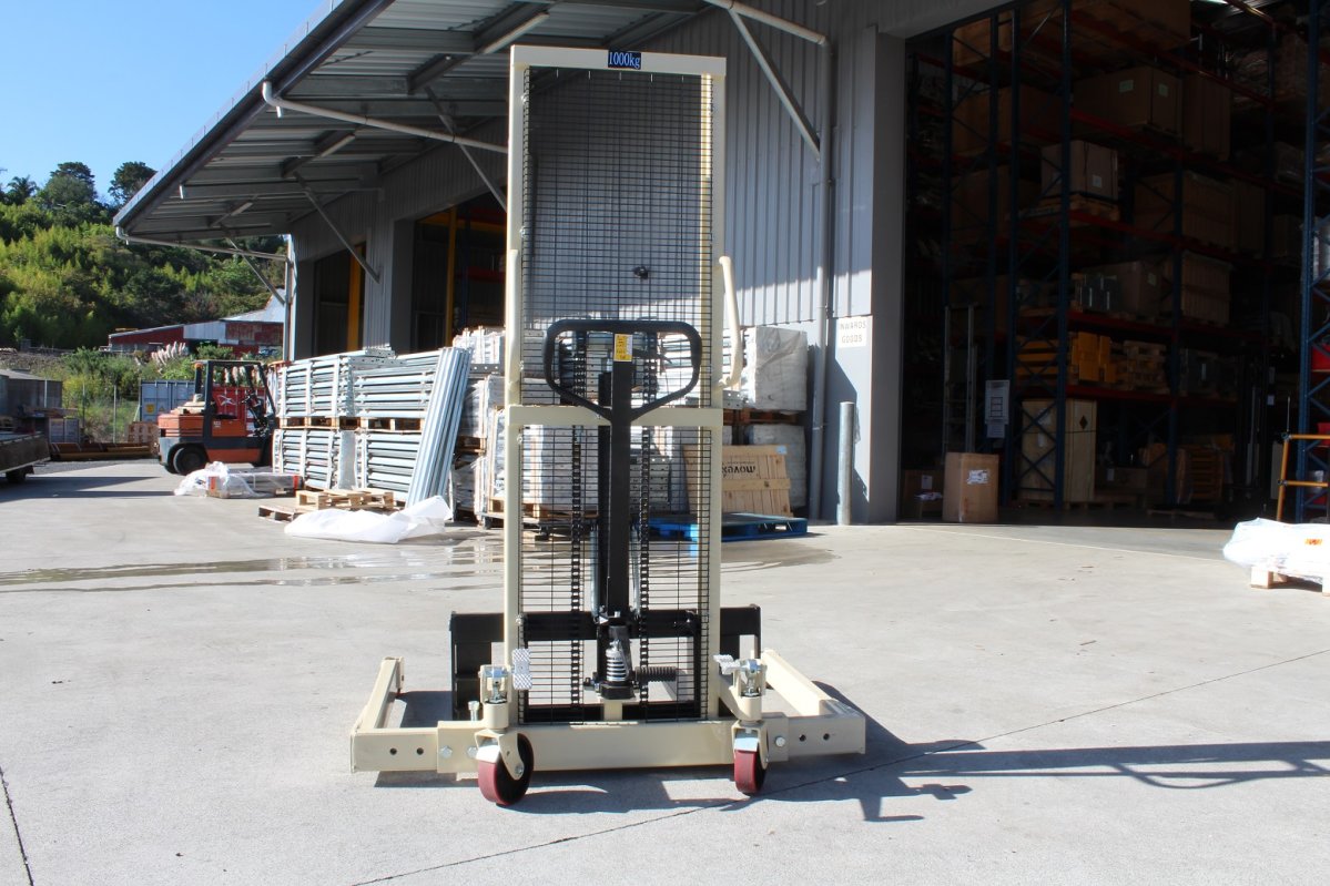 Buy Straddle Stacker  in Pallet Stackers from Astrolift NZ